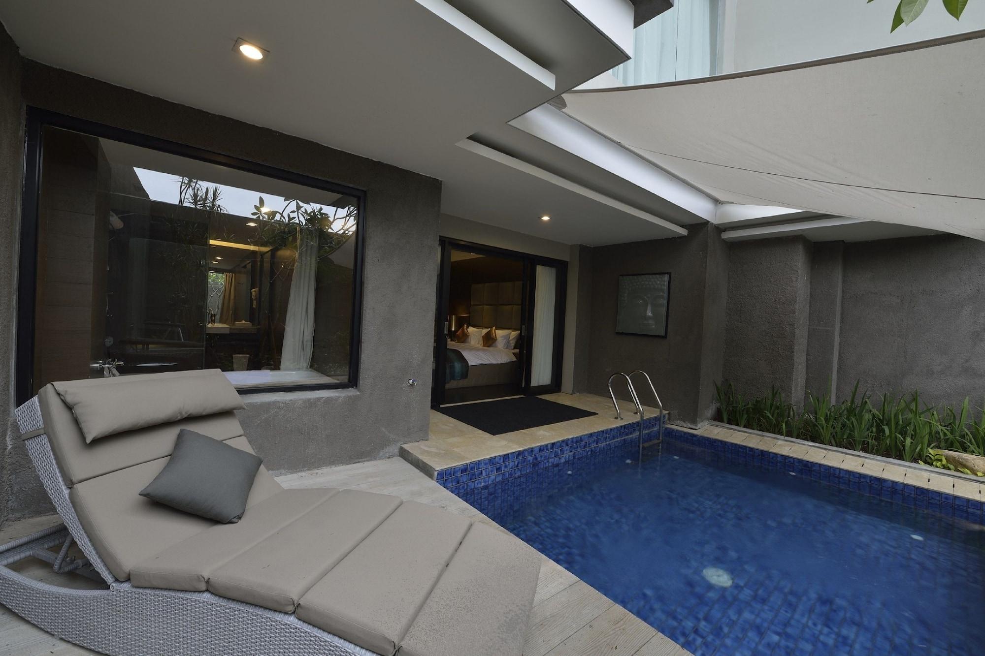 Amaroossa Suite Bali Nusa Dua  Extérieur photo