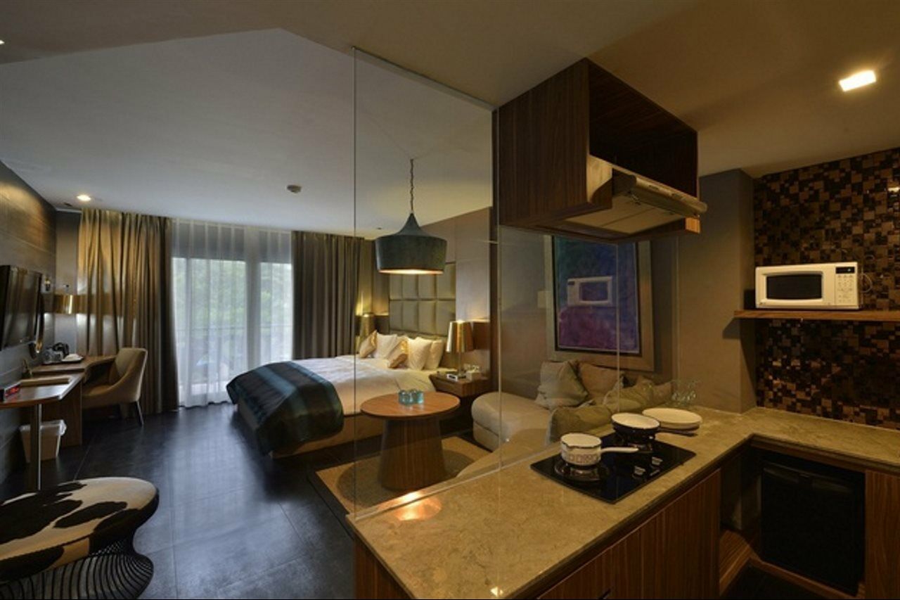 Amaroossa Suite Bali Nusa Dua  Extérieur photo
